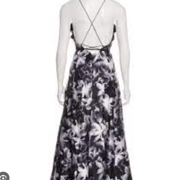 Women Phoebe Couture Halter Backless Floral Maxi Dress in Gray and Black Size 6 - Picture 2 of 12